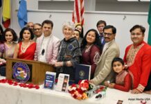 Diwali lights up City Hall in downtown Chicago